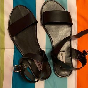 New: Steve Madden Sandals